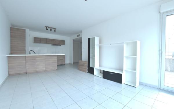 Appartement à louer    3 pièces • 62,65 m2 Saint-Priest