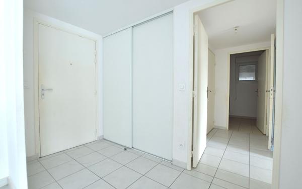 Appartement à louer    3 pièces • 62,65 m2 Saint-Priest