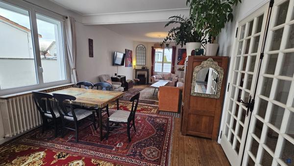 Maison 1930 de 190 m² au centre de Saujon