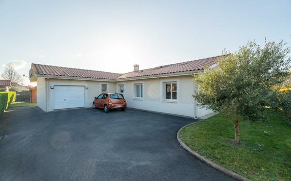 Maison à vendre    4 pièces •  Biscarrosse