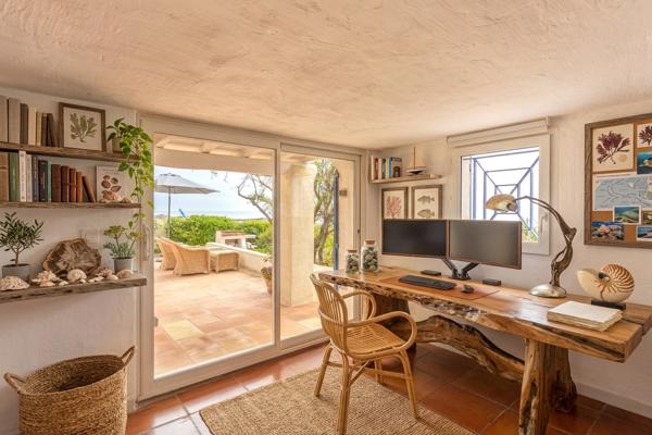 Vente Maison de luxe Frontignan 8 Pièces 230 m²