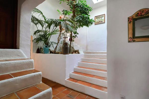 Vente Maison de luxe Frontignan 8 Pièces 230 m²