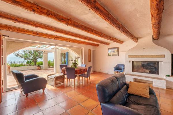 Vente Maison de luxe Frontignan 8 Pièces 230 m²