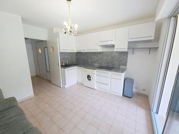 Appartement Sanary Sur Mer 1 pièce - Beaucours