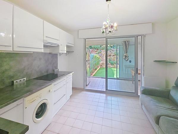 Appartement Sanary Sur Mer 1 pièce - Beaucours