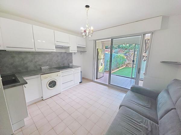 Appartement Sanary Sur Mer 1 pièce - Beaucours