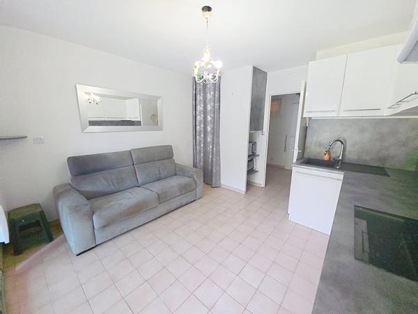 Appartement Sanary Sur Mer 1 pièce - Beaucours