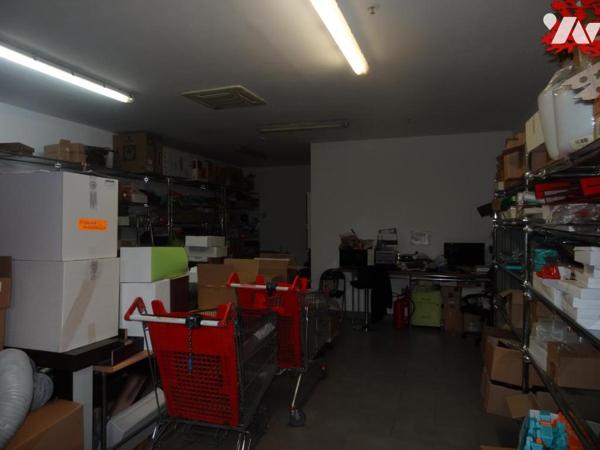 Cellule commerciale galerie AUCHAN