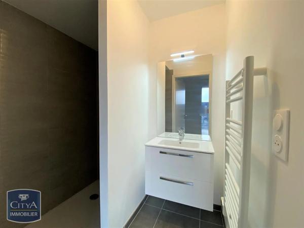 Appartement à louer 3 pièces 62.1m² Metz (57050)