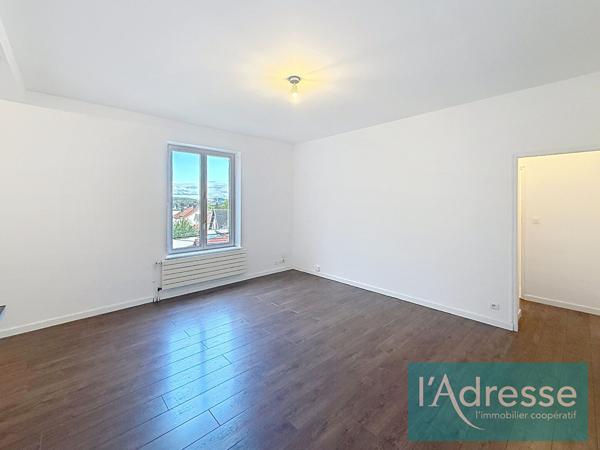 Appartement Metz 2 pièces - 1 chambre - parking - cave - petite copropriété