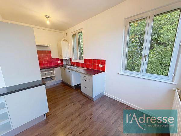 Appartement Metz 2 pièces - 1 chambre - parking - cave - petite copropriété