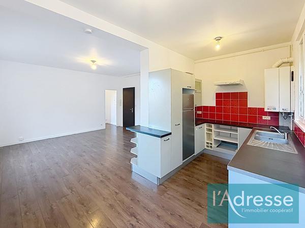 Appartement Metz 2 pièces - 1 chambre - parking - cave - petite copropriété