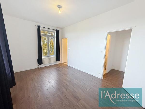 Appartement Metz 2 pièces - 1 chambre - parking - cave - petite copropriété