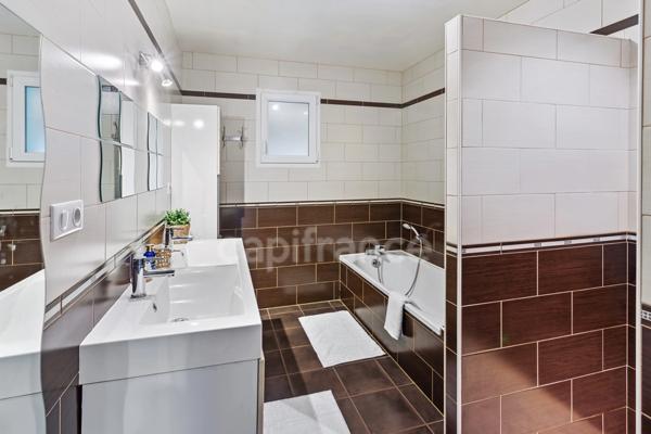 Maison à vendre - Centre BOUFFERE/MONTAIGU-VENDEE - Plain-pied