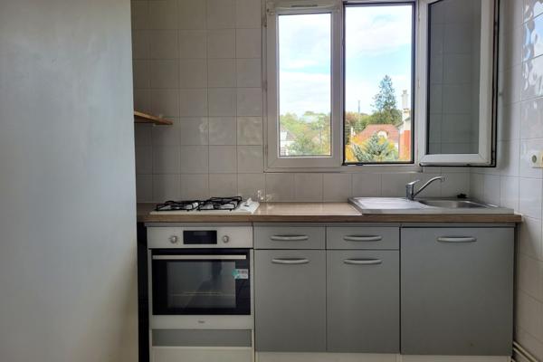 Appartement Villemomble 2 pièce(s) 40 m2 €169 000 ** - Référence 510
