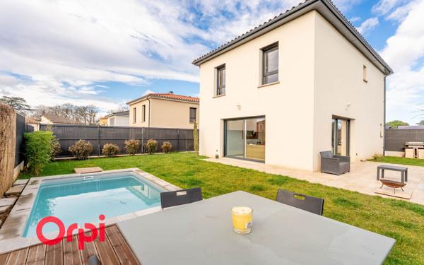 Maison à vendre    5 pièces • 104 m2 Irigny