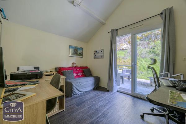 Immeuble à vendre 205m² Viviers-du-Lac (73420)