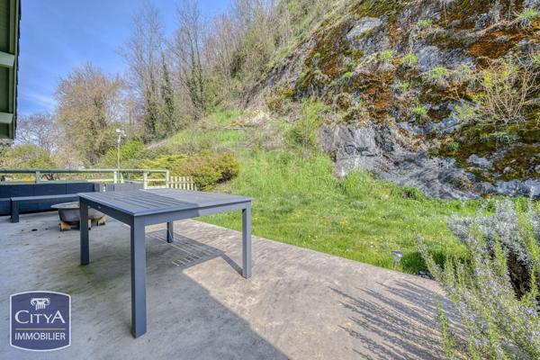 Immeuble à vendre 205m² Viviers-du-Lac (73420)