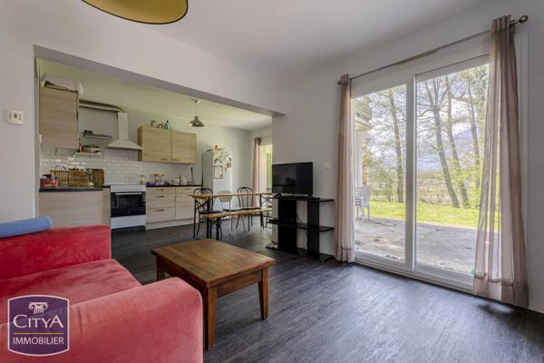 Immeuble à vendre 205m² Viviers-du-Lac (73420)