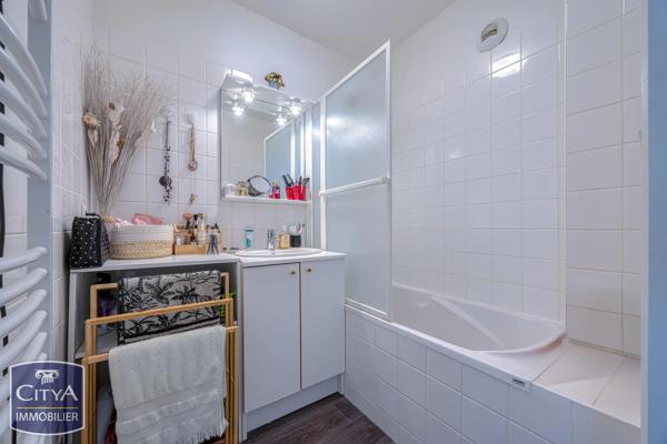 Immeuble à vendre 205m² Viviers-du-Lac (73420)