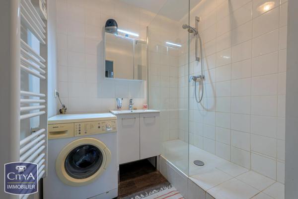 Immeuble à vendre 205m² Viviers-du-Lac (73420)