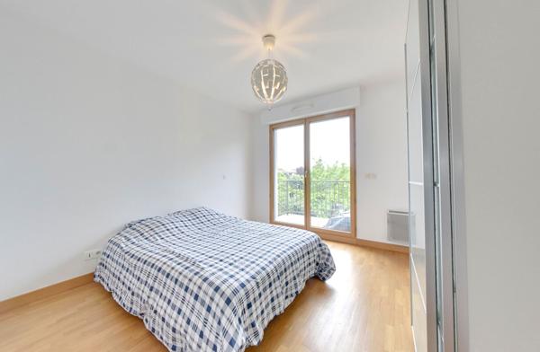 Appartement Nogent Sur Marne 5 pièce(s) 120.29 m2