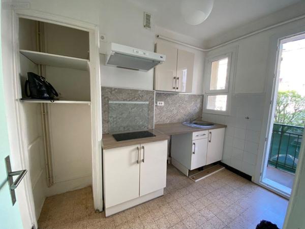 Appartement à vendre à Toulon dans le Var (83000), ref : 042/848   
Saint Roch