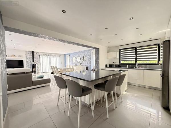 Achat - Maison Le Grand-Quevilly 76120 7 pièces 200 m 2 501 m 2