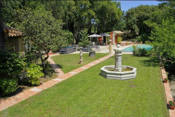 Belle Bastide, ancien Hôtel transformé en chambres d'hôtes et gites