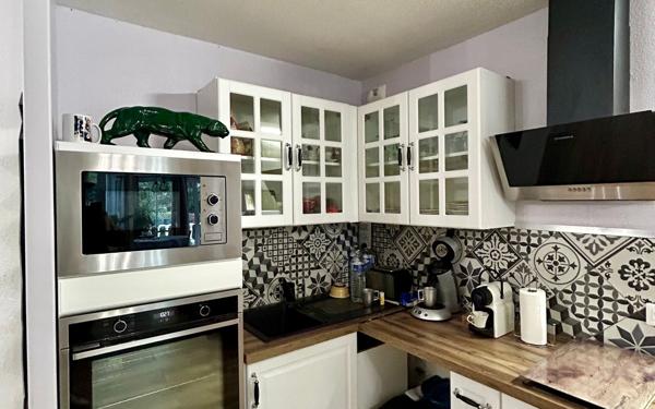 Appartement à vendre    2 pièces • 42 m2 Sète