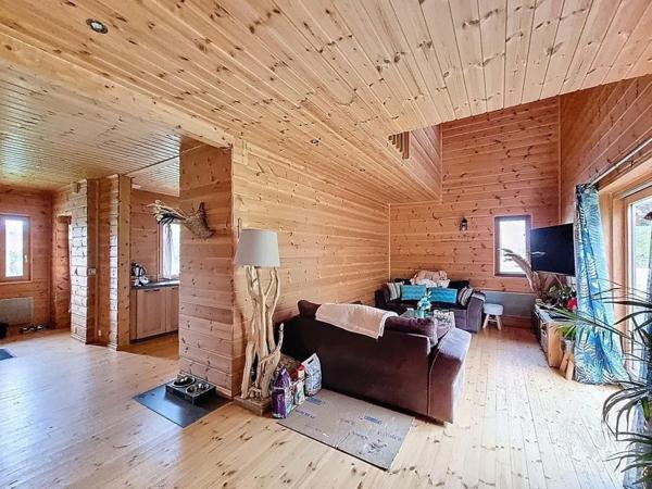 PLOUGONVELIN-Maison 6 pièces