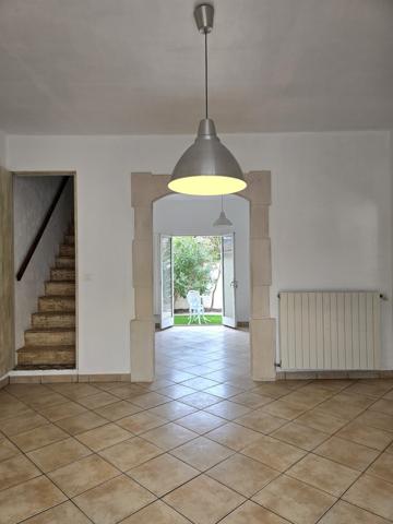 Entraigues-sur-la-Sorgue (84320) Maison 2 chambres de 78 m² + garage 35 m² – Terrain 300 m² exposé sud