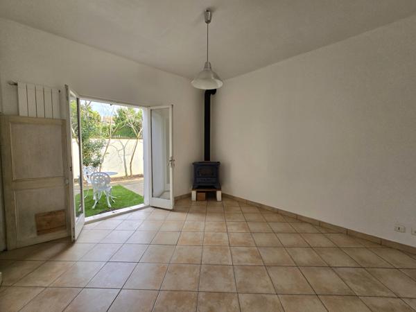 Entraigues-sur-la-Sorgue (84320) Maison 2 chambres de 78 m² + garage 35 m² – Terrain 300 m² exposé sud