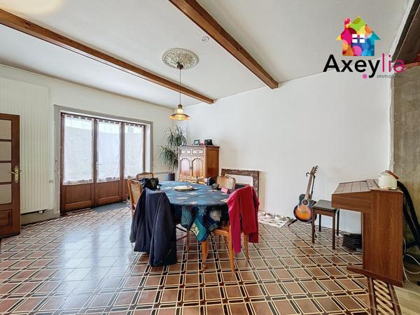 Pouilly-sous-Charlieu (42720) A VENDRE - 5 MIN DE POUILLY-SOUS-CHARLIEU - MAISON SUR TERRAIN AVEC DEPENDANCES