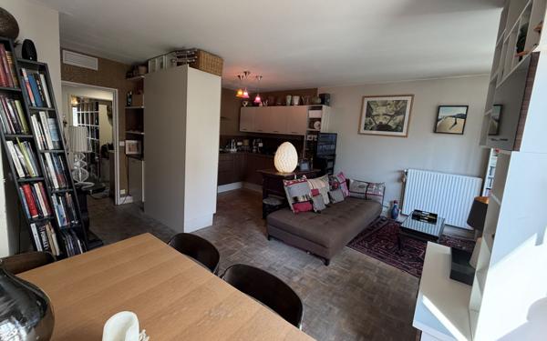 Appartement à vendre    4 pièces • 82,27 m2 Lyon 6