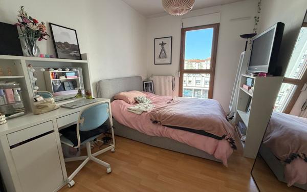 Appartement à vendre    4 pièces • 82,27 m2 Lyon 6