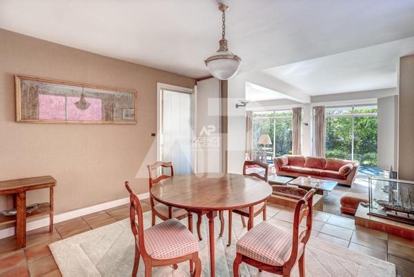 Viroflay Rive Droite - Maison d'architecte €1 320 800 ** - Référence 670-C