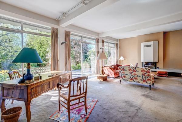 Viroflay Rive Droite - Maison d'architecte €1 320 800 ** - Référence 670-C