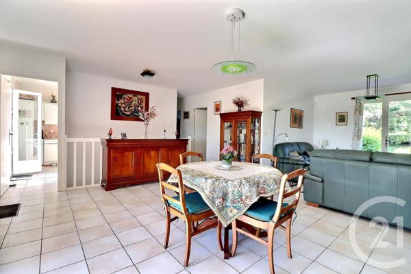 Maison à vendre  4 pièces - 152,38 m2 FREJUS - 83