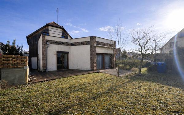 Maison à vendre    6 pièces • 180 m2 Ostwald