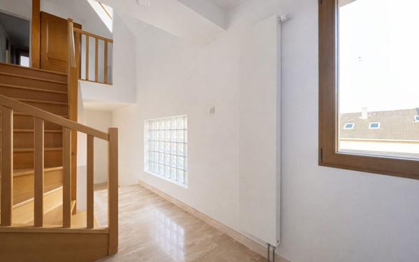 Maison à vendre    6 pièces • 180 m2 Ostwald