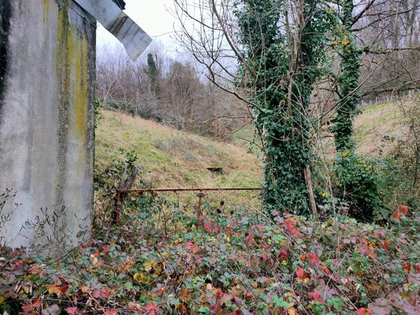 Terrain avec belle vue au calme Altillac