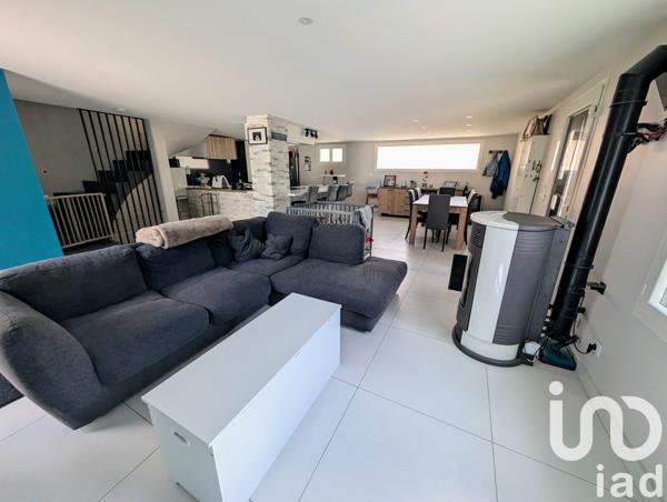 Maison 4 pièces de 109 m² à Allevard (38580)