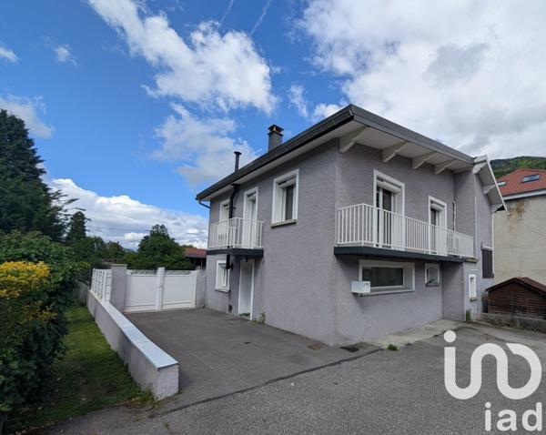 Maison 4 pièces de 109 m² à Allevard (38580)