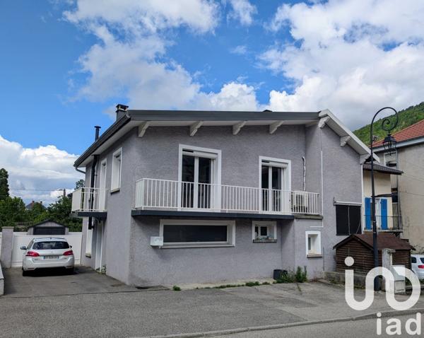 Maison 4 pièces de 109 m² à Allevard (38580)