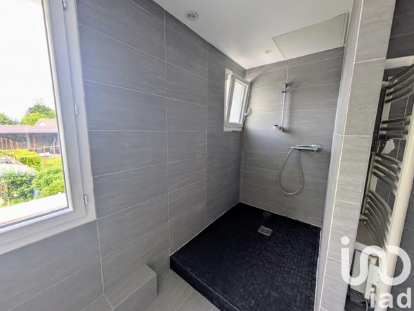 Maison 4 pièces de 109 m² à Allevard (38580)