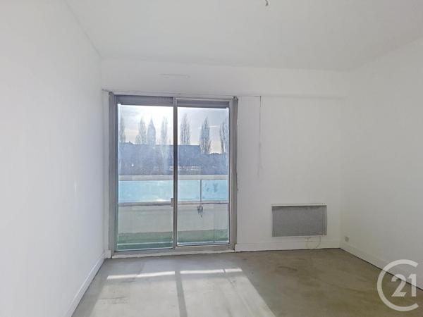 Appartement F5 à vendre  5 pièces - 104,54 m2 MELUN - 77