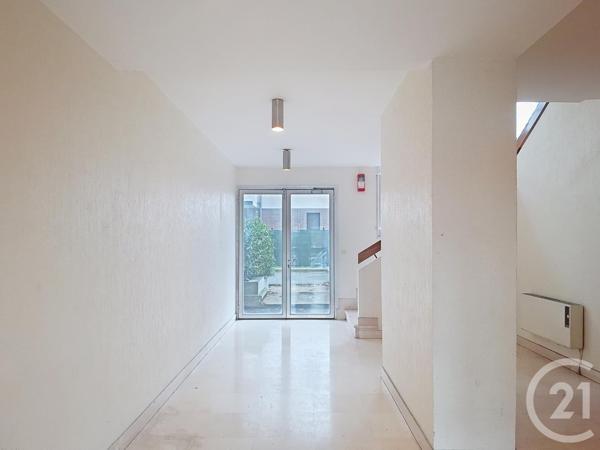 Appartement F5 à vendre  5 pièces - 104,54 m2 MELUN - 77