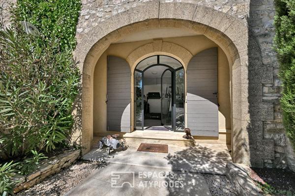 A l’abri des regards, Mas avec jardin et piscine