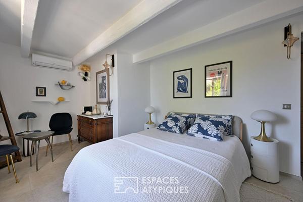 A l’abri des regards, Mas avec jardin et piscine